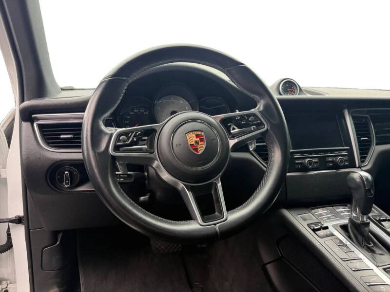 2015 Porsche Macan S