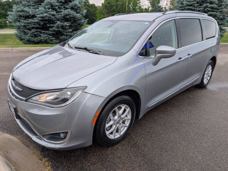 2020 Chrysler Pacifica Touring L