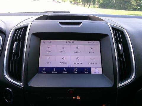 2020 Ford Edge Titanium