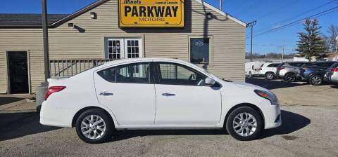 2018 Nissan Versa for sale at Parkway Motors in Springfield IL