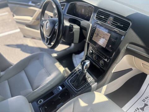2019 Volkswagen e-Golf SEL Premium