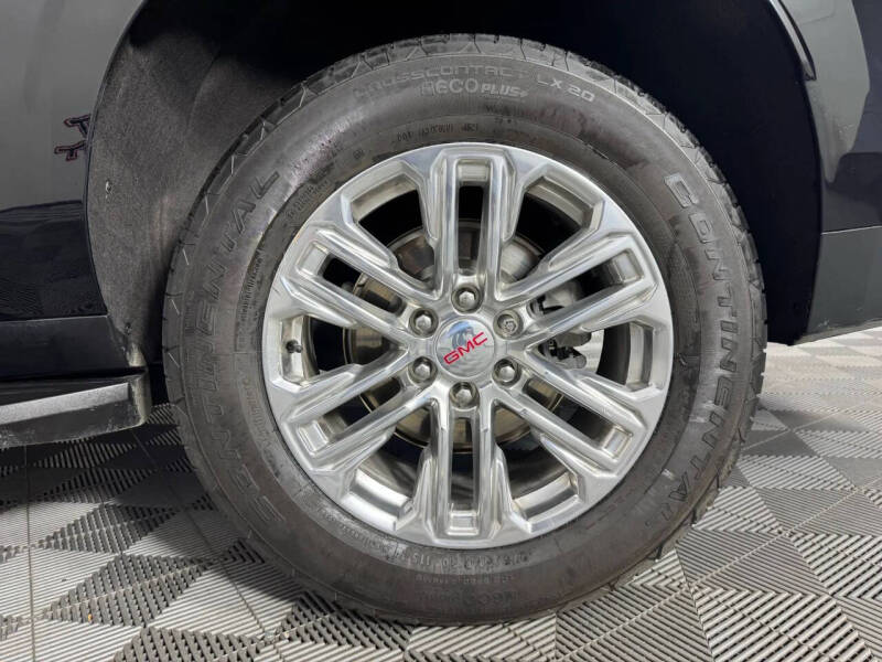 2022 GMC Yukon XL SLT