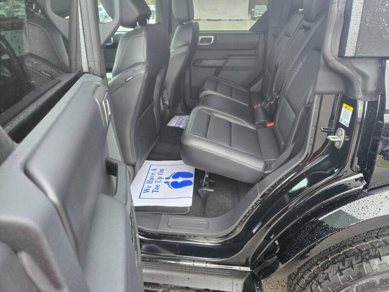 2025 Ford Bronco Outer Banks