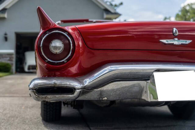 1957 Ford Thunderbird