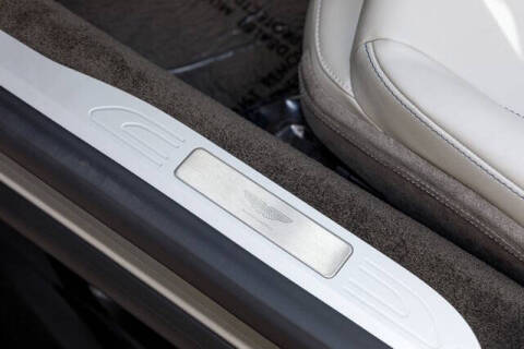 2026 Aston Martin Vantage Roadster