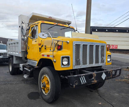 1984 International 2500