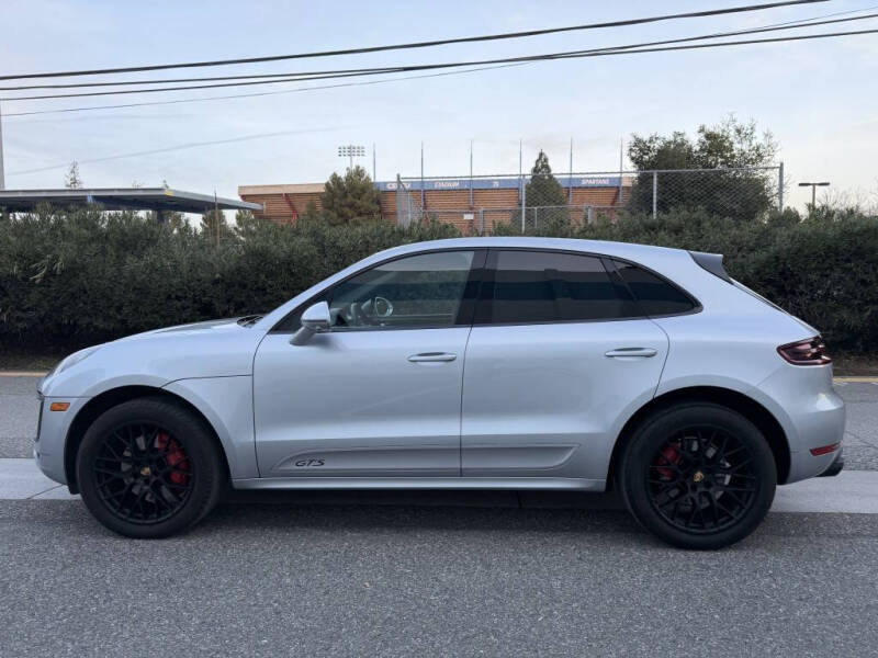 2017 Porsche Macan GTS