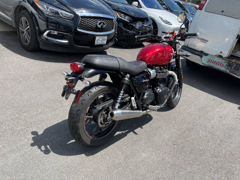 2016 Triumph Mcy