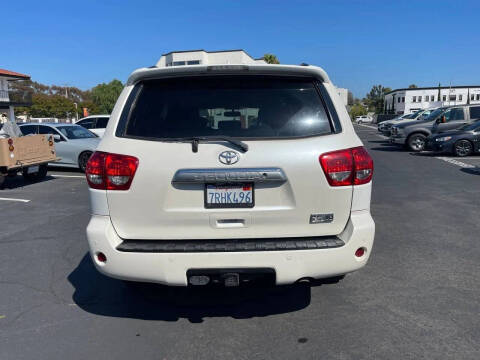 2011 Toyota Sequoia Platinum