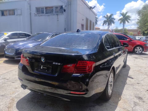 2016 BMW 5 Series 528i