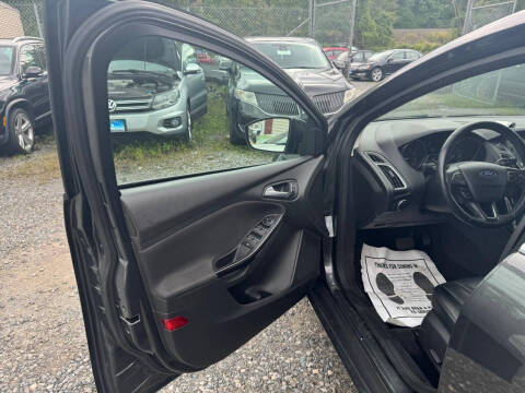 2017 Ford Focus Titanium