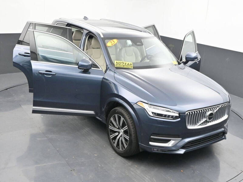 2023 Volvo XC90 B6 Plus Bright Theme 7P