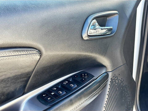 2020 Dodge Journey Crossroad