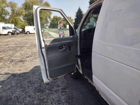 2004 Ford E-Series E-250