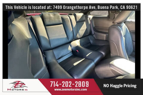 2005 Ford Mustang V6 Deluxe