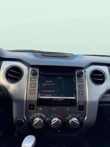 2017 Toyota Tundra SR5