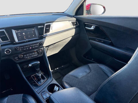 2017 Kia Niro EX