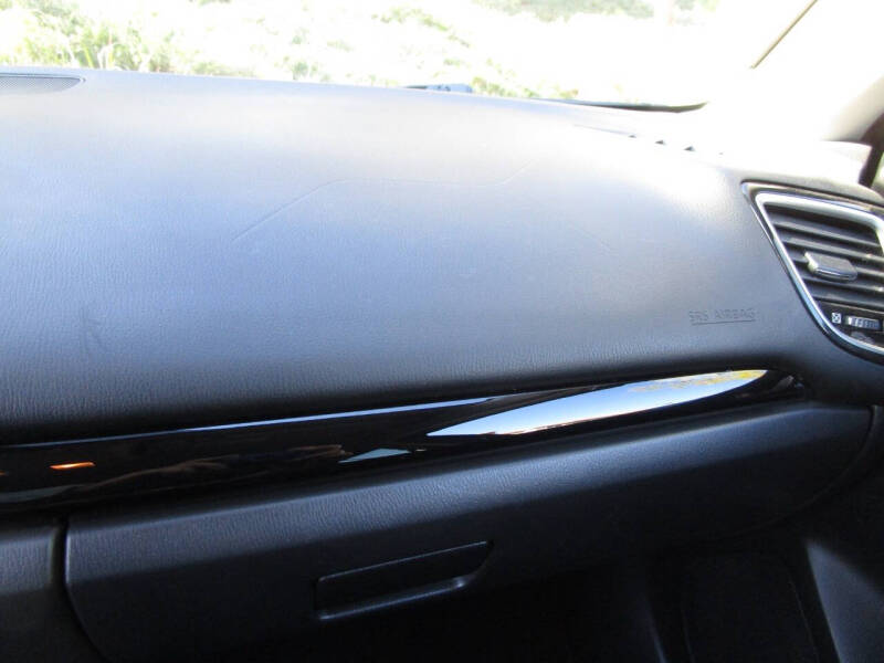 2015 Mazda MAZDA3 i Touring