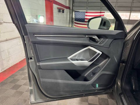 2023 Audi Q3 quattro S line Premium 45 TFSI