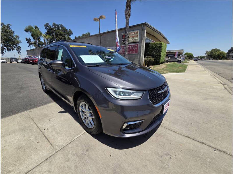 2022 Chrysler Pacifica Touring L