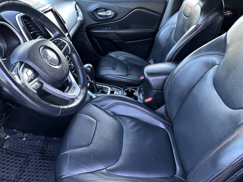 2014 Jeep Cherokee Trailhawk