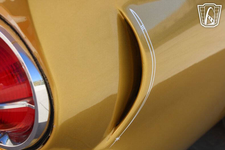 1957 Ford Thunderbird