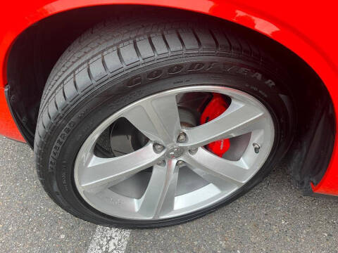 2009 Dodge Challenger SRT8