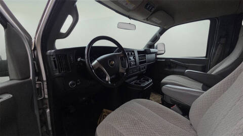 2017 Chevrolet Express LT 3500