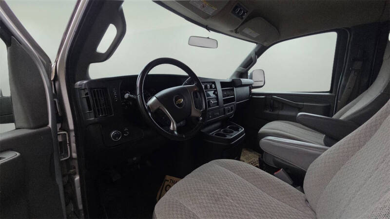 2017 Chevrolet Express LT 3500