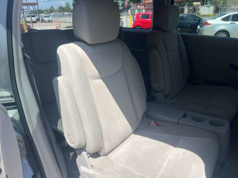 2013 Nissan Quest