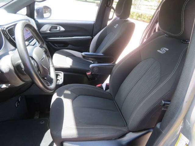 2021 Chrysler Pacifica Touring