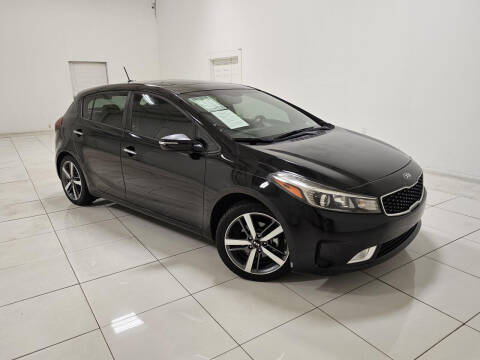 2017 Kia Forte5 for sale at Southern Star Automotive, Inc. in Duluth GA