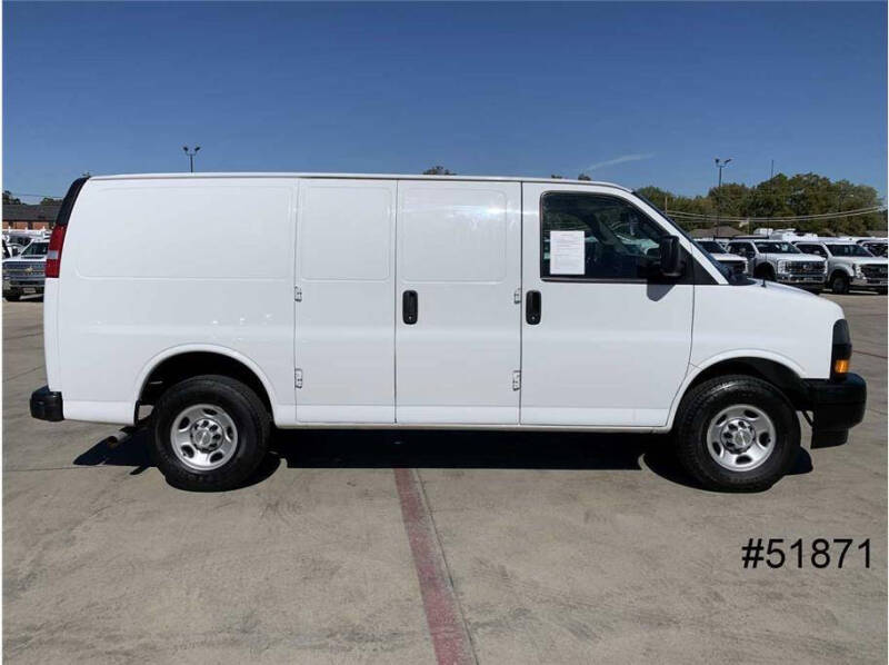 2021 Chevrolet Express 2500