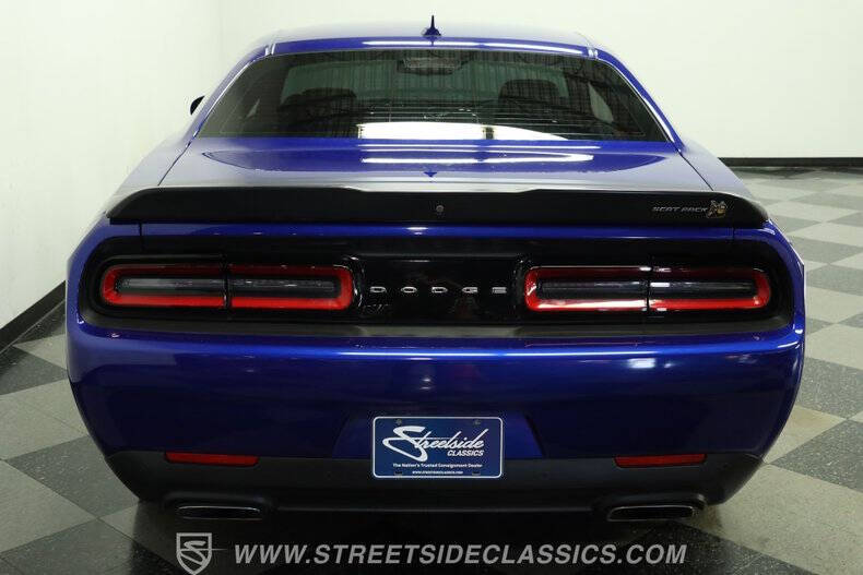 2022 Dodge Challenger