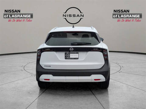 2026 Nissan Kicks SV