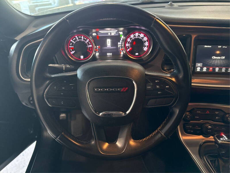 2020 Dodge Challenger SXT