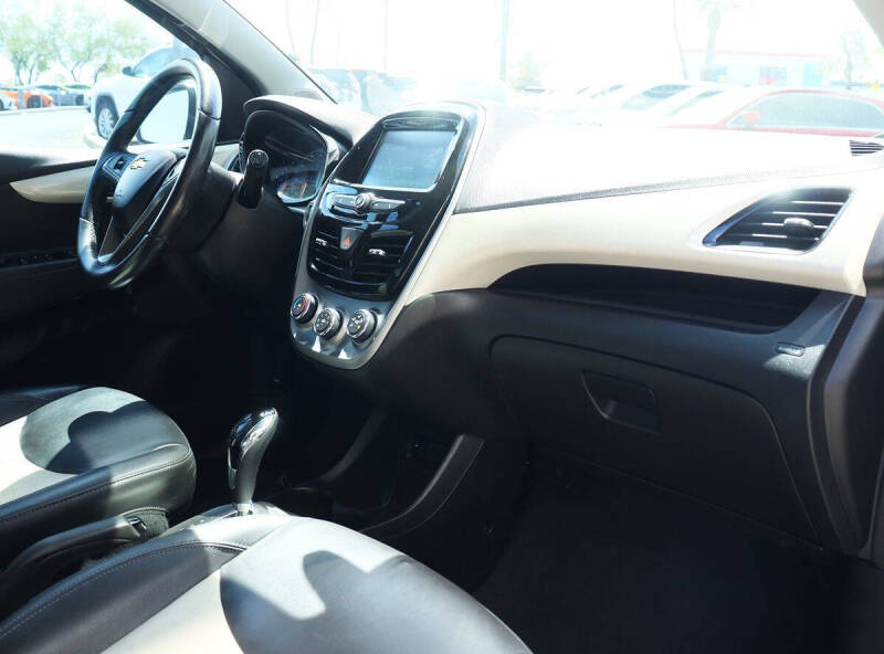 2016 Chevrolet Spark 2LT CVT