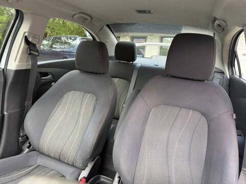 2015 Chevrolet Sonic LT Auto