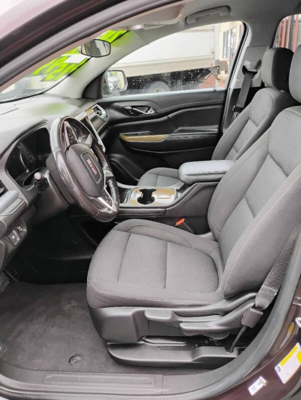 2020 GMC Acadia SLE