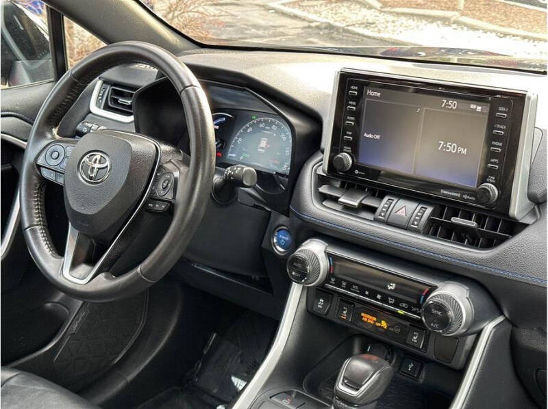 2020 Toyota RAV4 Hybrid XSE