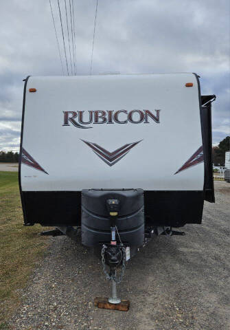 2017 Dutchmen Rubicon 3300 Toy Hauler