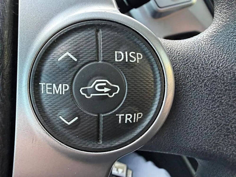 2016 Toyota Prius v