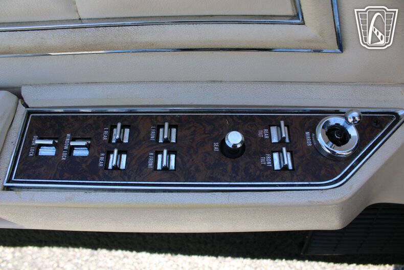 1973 Lincoln Continental