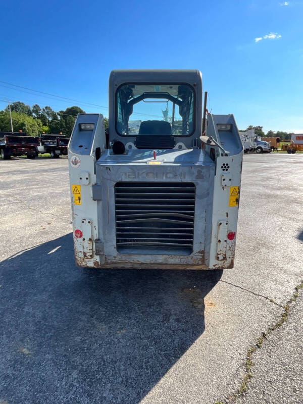 2017 Takeuchi TL8 Skid steer