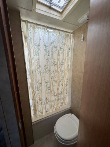 2009 Komfort Ridgecrest
