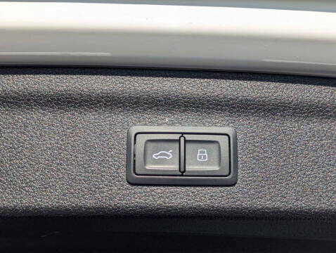 2021 Audi Q3 quattro S line Premium 45 TFSI