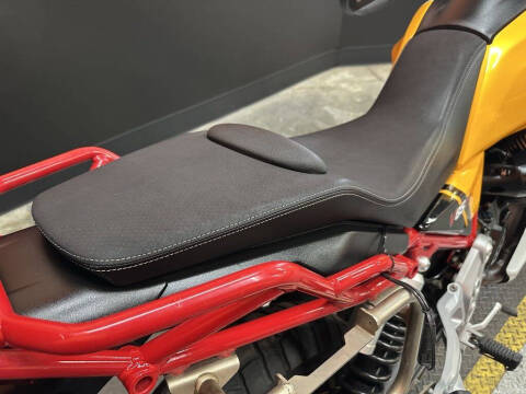 2021 Moto Guzzi V85 TT Adventure E5