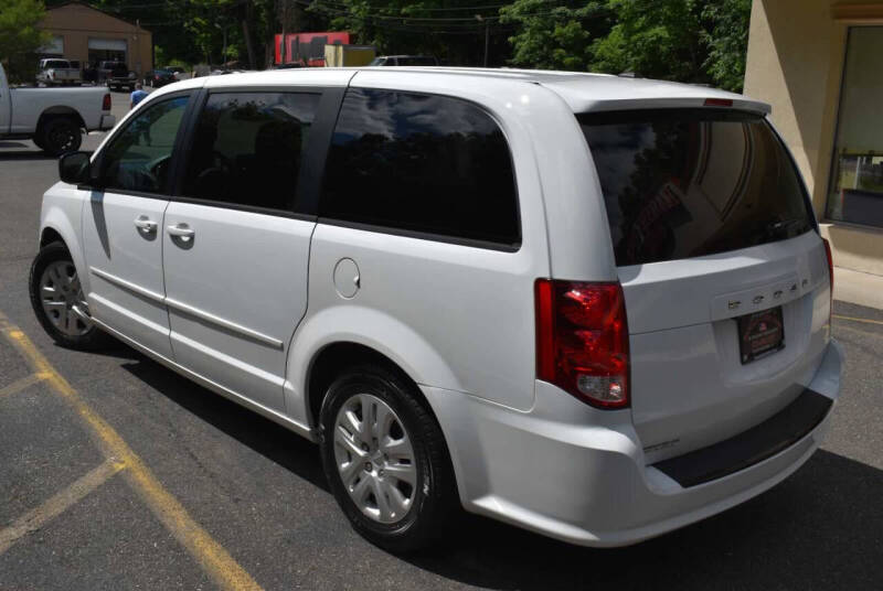 2017 Dodge Grand Caravan SE