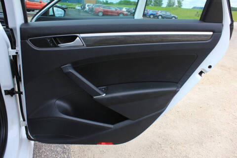 2016 Volkswagen Passat