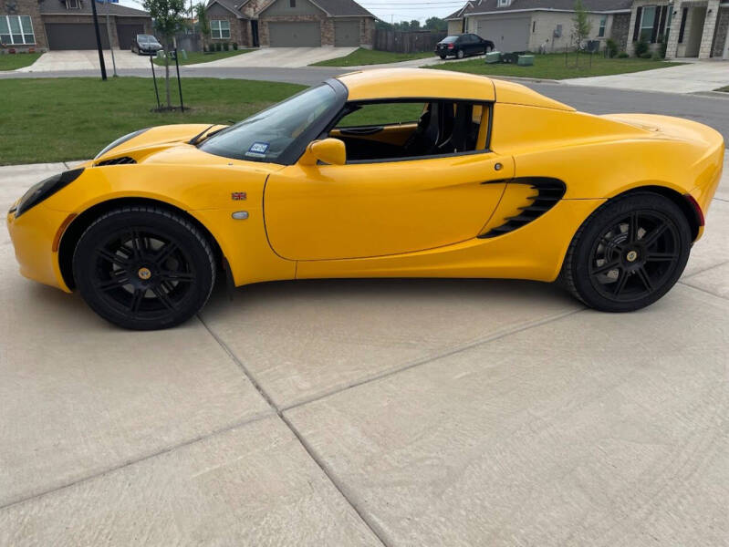 2005 Lotus Elise Base's photo